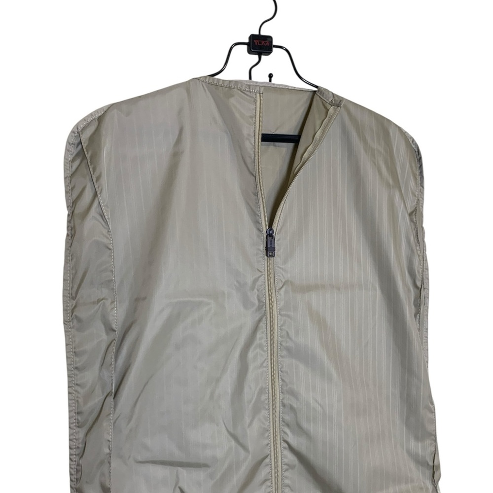 Tumi Tan Travel Garment Bag Trifold Design‎ - Picture 2 of 7